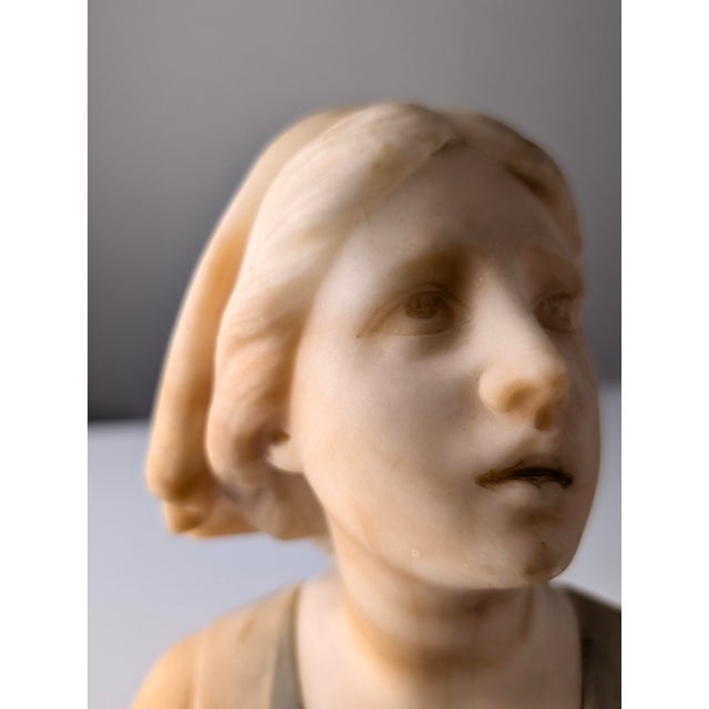Gustave Van Vaerenbergh, Bust of a Young Girl, 1900s, Alabaster For Sale - Image 5 of 13