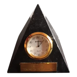 Benchmark Quartz Onyx Pyramid Mantle/Desk Clock