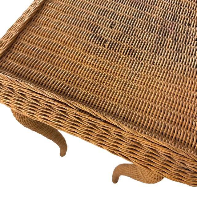 Vintage 1960s Tall Wicker Plant Stand W/ Wavy Cabriole Legs / Palm Beach Regency Pedestal For Sale - Image 13 of 17