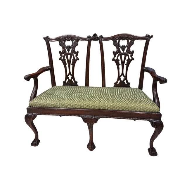 Mid 20th Century English Chippendale Style Mahogany Window Bench With Carved Openwork Backs For Sale - Image 4 of 5