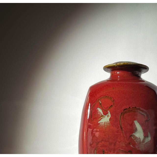 Vintage Red Glazed Vase by David Frith, 1980s For Sale - Image 4 of 11