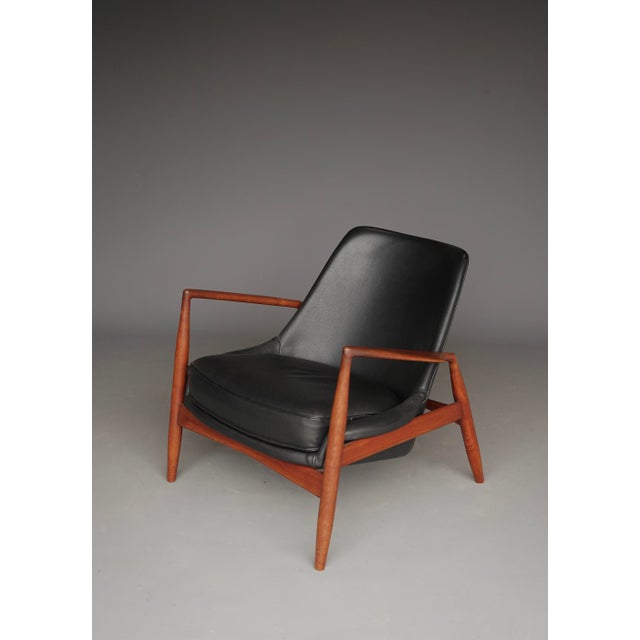 Seal Easy Chair in Leather and Teak by Ib Kofod-Larsen for OPE, Sweden, 1960s For Sale - Image 4 of 18