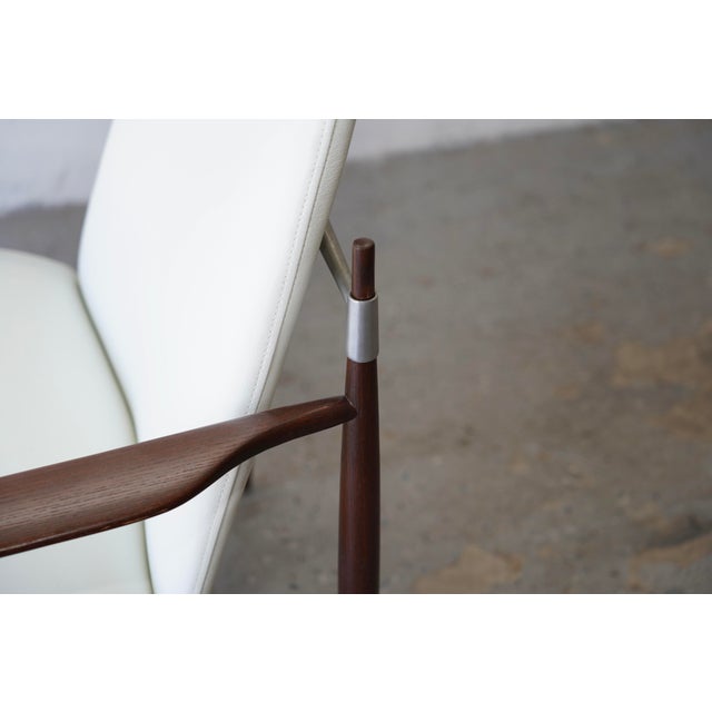 1960s 1960s Danish Modern Leather Lounge Chair by Selrite in Style of Peter Hvidt For Sale - Image 5 of 8