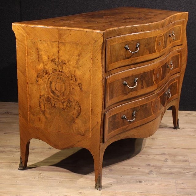 Late 18th Century Antique Neapolitan Louis XV Chest of Drawers, 1770 For Sale - Image 5 of 13