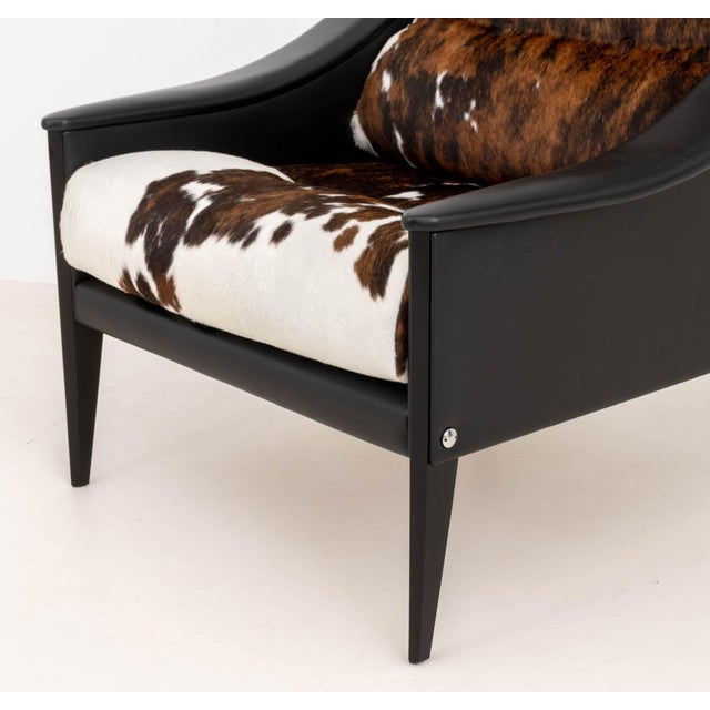 Brown Gio Ponti for Poltrona Frau "Dezza" Chairs, Pair For Sale - Image 8 of 11