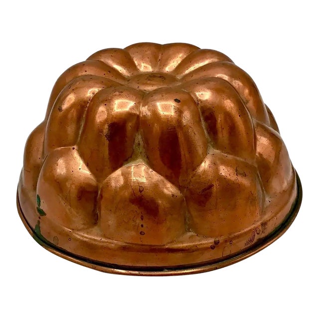 19th Century French Solid Copper Culinary Mould With Hanging Ring For Sale