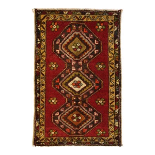Vintage Turkish Yastik Rug - 01'09 X 02'08 For Sale