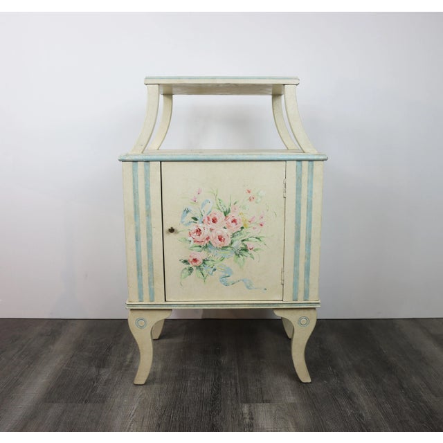 1990s Vintage English-Style Hand-Painted Flower Double-Layer Side Table For Sale - Image 5 of 8