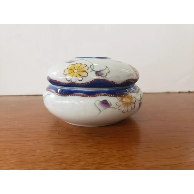 Japanese Circa 1950 Japanese Porcelain Floral Motif Hair Receiver For Sale - Image 3 of 6