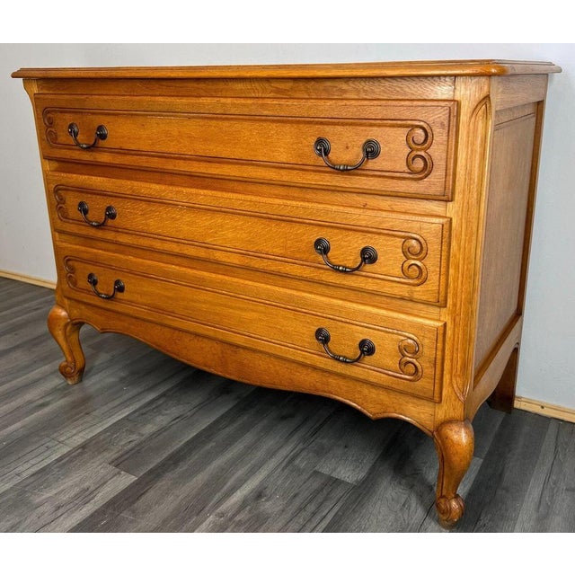 Vintage French Louis XIV Chest of Drawers For Sale - Image 5 of 11