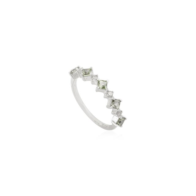 Minimalism Natural Green Sapphire Minimal Gold Stacking Ring Size 5 For Sale - Image 3 of 11