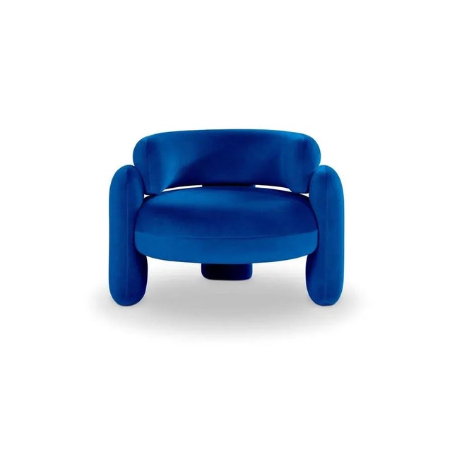 Embrace gentle 753 armchair by royal stranger dimensions: w 96 x d 85 x h 68 cm. Different upholstery colors and finishes...