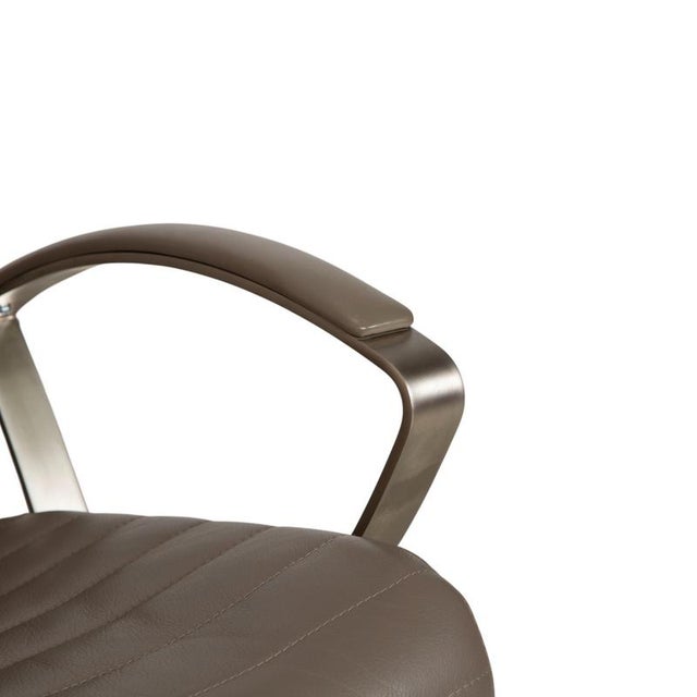 Wing Armchair in Leather from BoConcept For Sale - Image 6 of 16