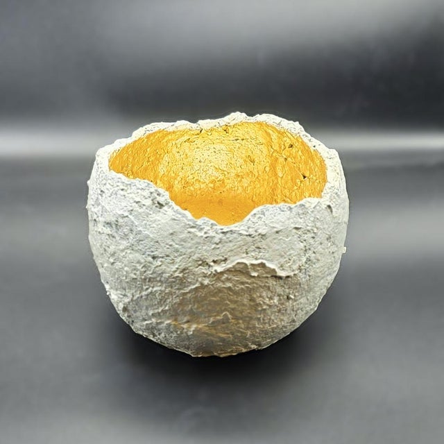 Early 21st Century Mini Cecilio in Dust White Gold by Inconcreto For Sale - Image 5 of 6