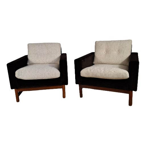 Mid-Century Modern Armchairs Upholstered in Hermès Velvet and Linen Bouclé, Set of 2 For Sale