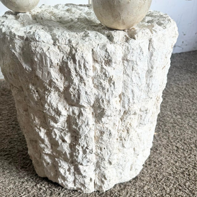 Postmodern Tessellated Stone Circular Beveled Glass Top Side Table For Sale In Miami - Image 6 of 8