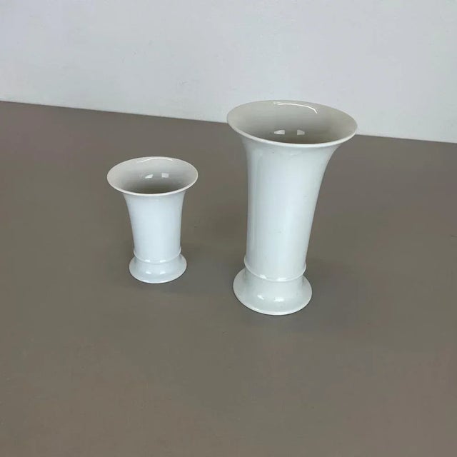 Op Art German White Porcelain Vases from AK Kaiser, 1970s, Set of 2 For Sale - Image 6 of 18