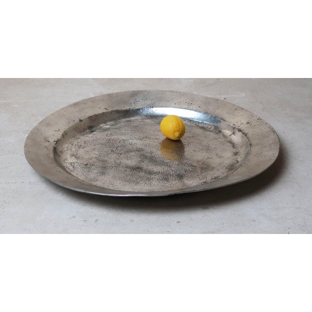 Large English Antique Brightly Polished Pewter Charger, 1750 For Sale - Image 4 of 5