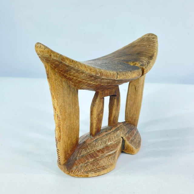 Early 20th Century Wood Headrest Ethiopia MATTER COLLECTION For Sale In Denver - Image 6 of 6
