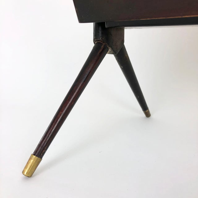 Mid-Century Italian Magazine Rack in Ico Parisi Style For Sale - Image 10 of 18