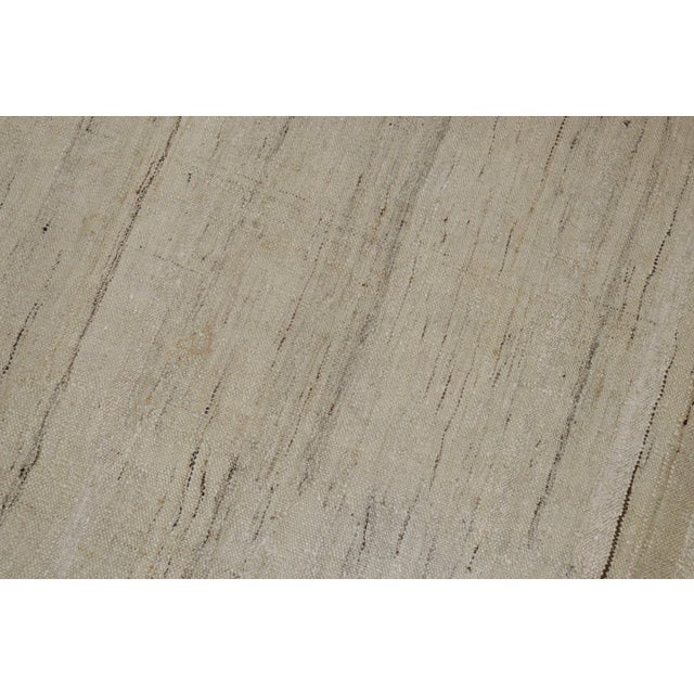 Mid 20th Century Beige Khaki 20th Century Thin Moroccan Flat-Weave For Sale - Image 5 of 6