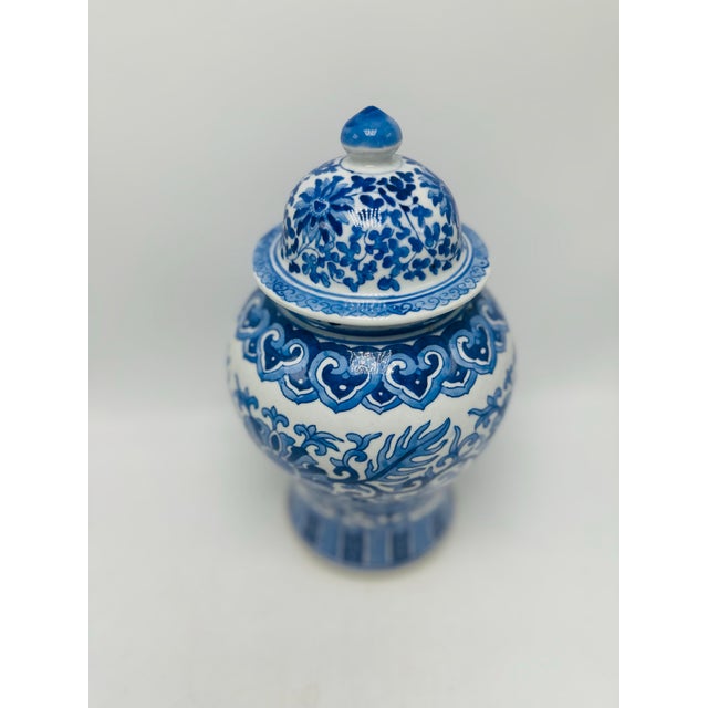 Blue Vintage Chinoiserie Ginger Jar For Sale - Image 8 of 8
