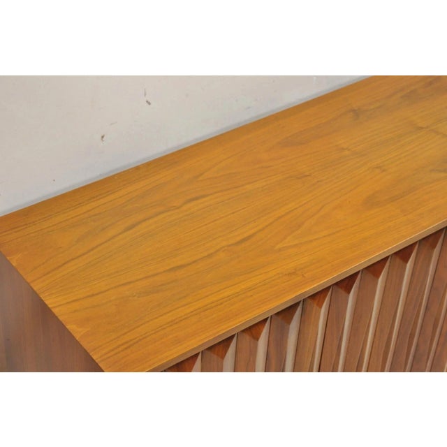 Albert Parvin for James Cameron Mid Century Modern Walnut Dresser Credenza For Sale In Philadelphia - Image 6 of 12