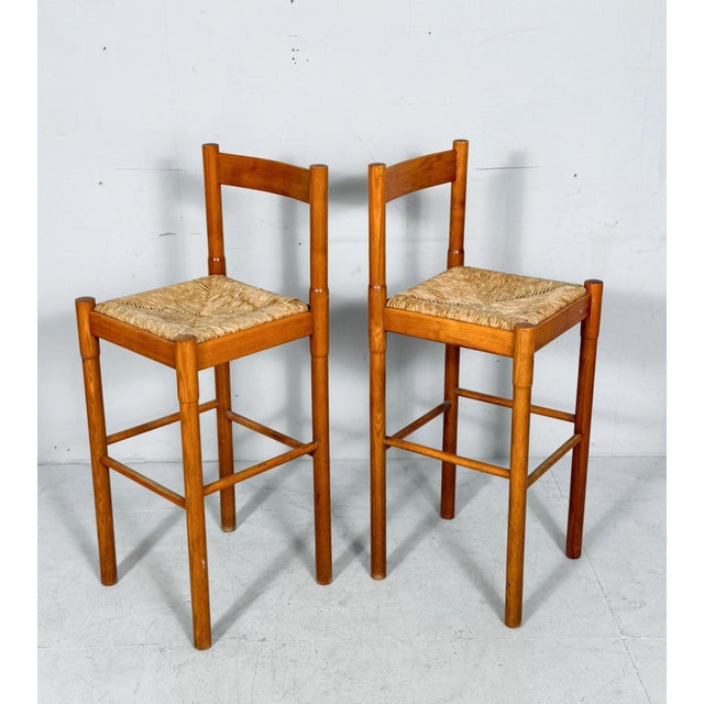 Mid-Century Modern Vintage Carimate Stools in Pine by Vico Magistretti, 1970s, Set of 2 For Sale - Image 3 of 13