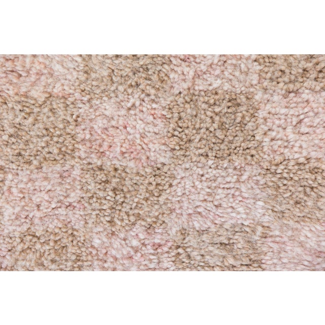 2020s Pink + Tan Checkerboard Moroccan Rug - 4'2" X 6'5" For Sale - Image 5 of 9