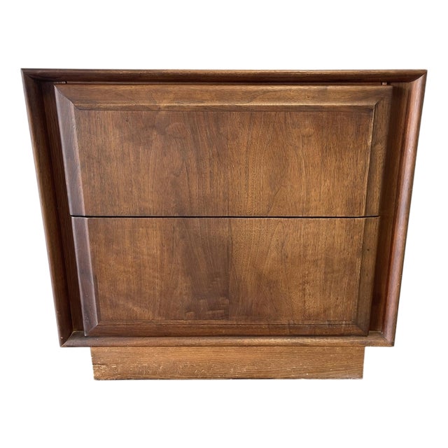Vintage Dillingham Walnut Nightstand / Two Drawer MCM Side Table For Sale