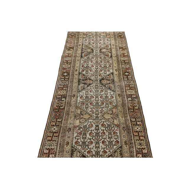 Late 19th Century Antique Malayer Wool Runner With Geometric Medallion Lattice For Sale - Image 5 of 9