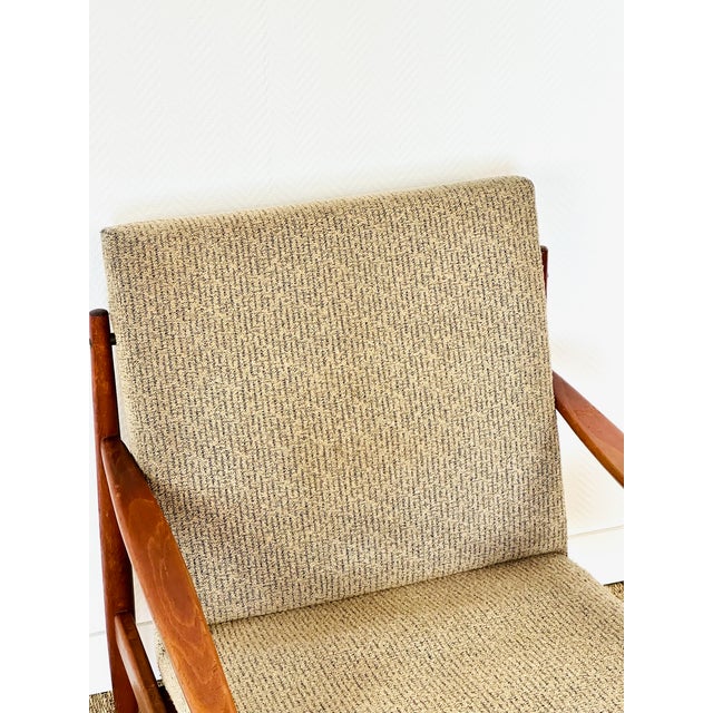Vintage Scandinavian Lounge Chair in Teak and Textured Fabric, 1960s For Sale - Image 17 of 18