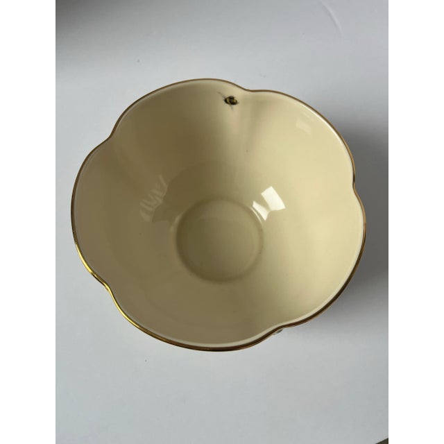 Late 20th Century Lenox “Morningside Cottage” Botanical Porcelain Serving Bowl With 24kt Gold Rim For Sale - Image 5 of 9