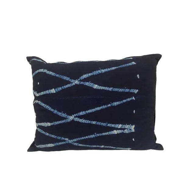 Indigo/baule Cloth Cushion For Sale - Image 4 of 4