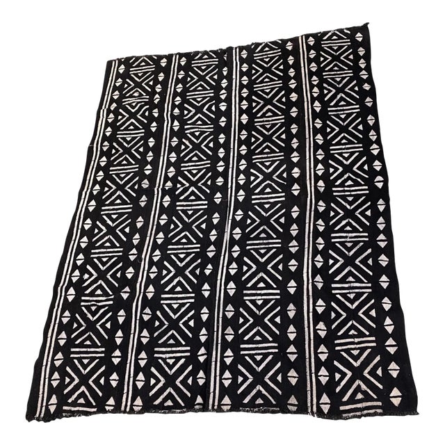 Vintage African Black and White Mud Cloth Textile Mali 60" by 45" For Sale