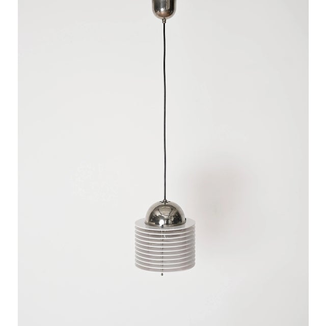 Mid-Century White Acrylic and Chrome Pendant Light, 1970s For Sale - Image 4 of 9