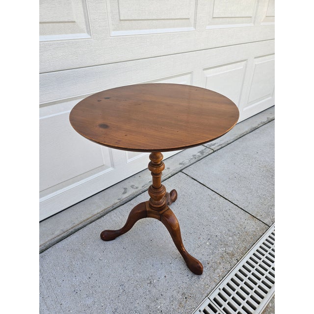 American Pine Shop Original Round Pedestal Side Table 18" Diameter For Sale - Image 3 of 12