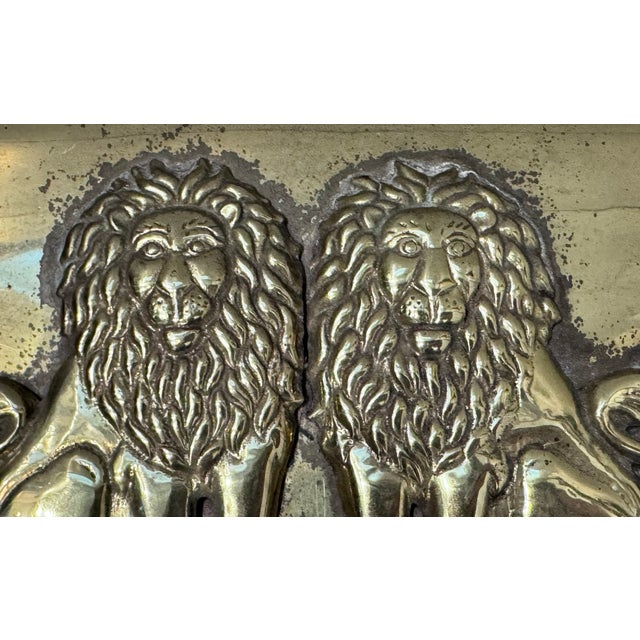 Mid 20th Century Brass Lion Trinket Box For Sale - Image 4 of 9