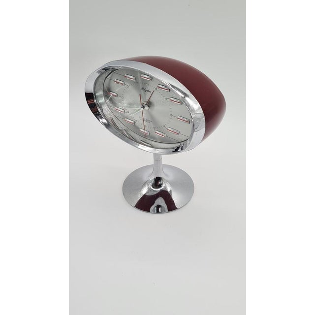Space Age Alarm Clock in Burgundy Plastic and Chrome-Plated Metal, 1970s For Sale - Image 9 of 14
