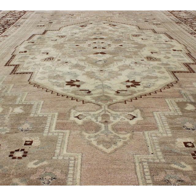 Mid 20th Century Charming Vintage Oushak Rug in Brown Border, Taupe, Blush and Gray/Green 7'5 X 11'4 For Sale - Image 5 of 9