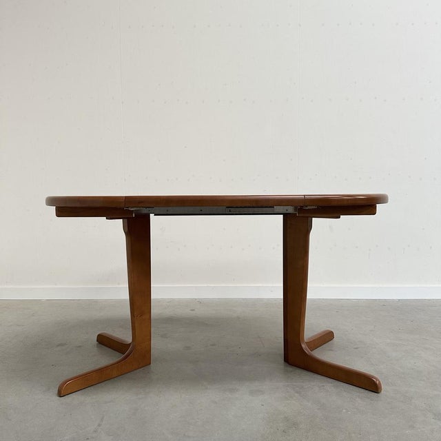 Small Round Extandable Dining Table, 1960s For Sale - Image 11 of 14