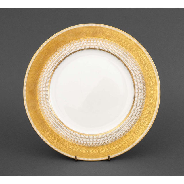 Contemporary Set of 12 Cauldon Co. For Tiffany & Co. Porcelain Dinner Plates For Sale - Image 3 of 7