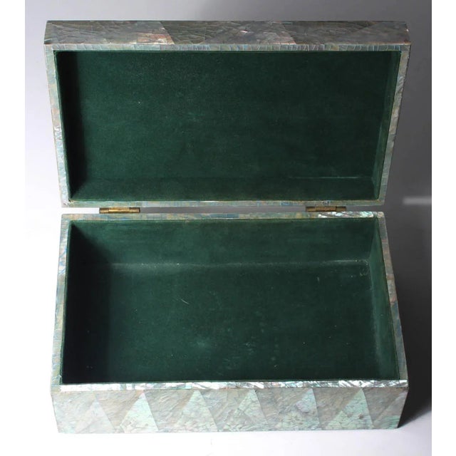 Mid 20th Century Pair of Vintage Crackled Abalone Jewelry Boxes For Sale - Image 5 of 6