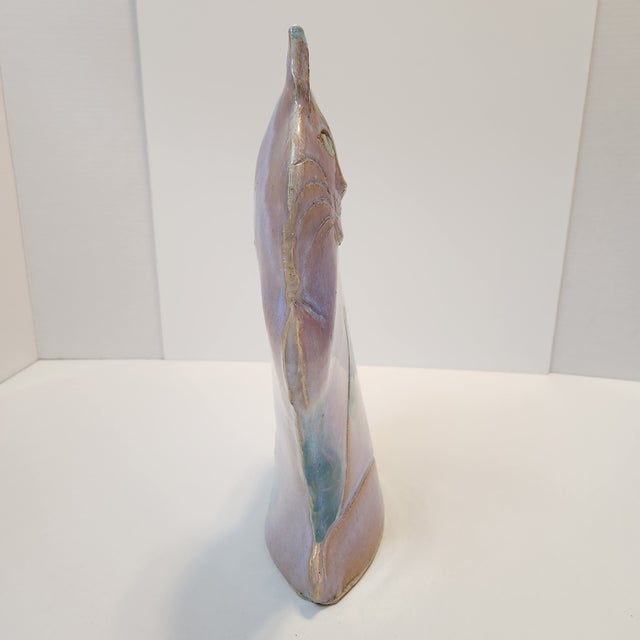 Vintage Studio Pottery Cat Sculpture With Reactive Glaze Hand-Carved For Sale In Orlando - Image 6 of 8