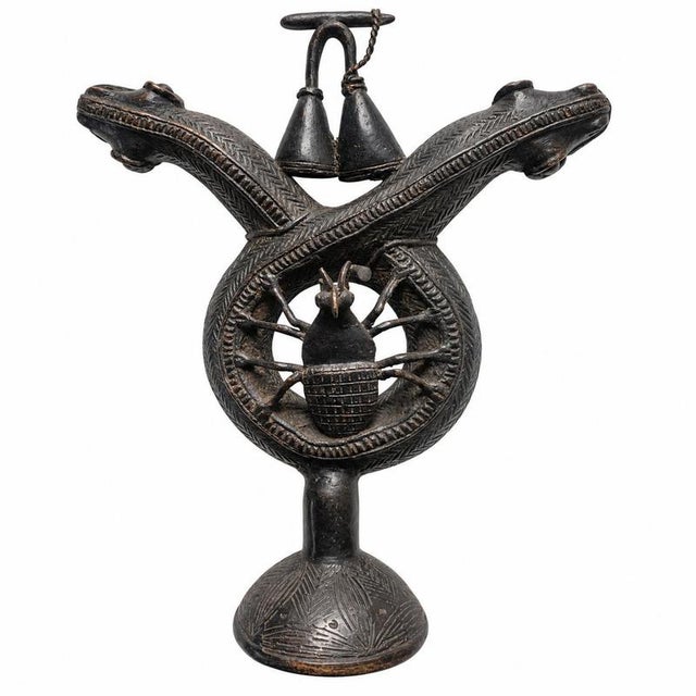 Emblem with Two-Headed Serpent, Spider and Double Gong from Royal Bamoun For Sale - Image 5 of 5