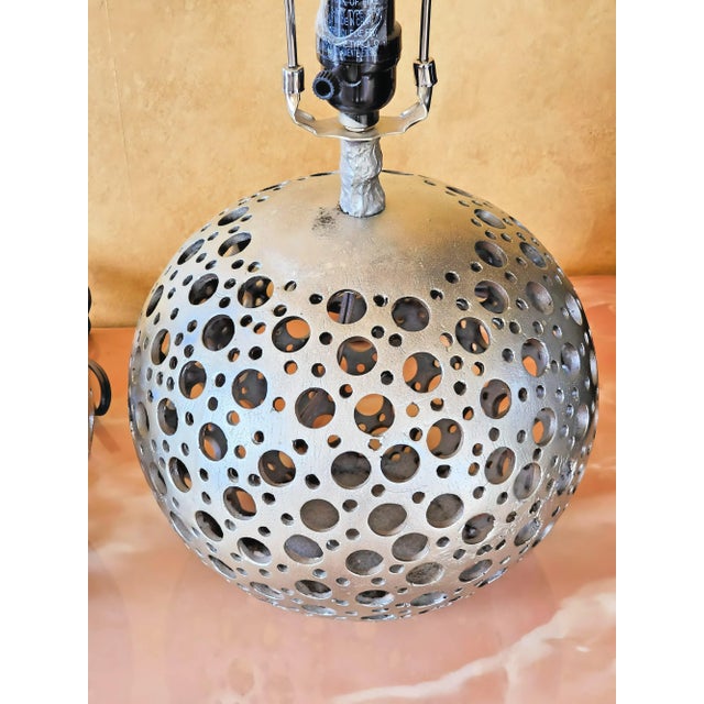 Metal Modern Art Deco Spherical Table Lamps in Silver, a Pair For Sale - Image 7 of 10