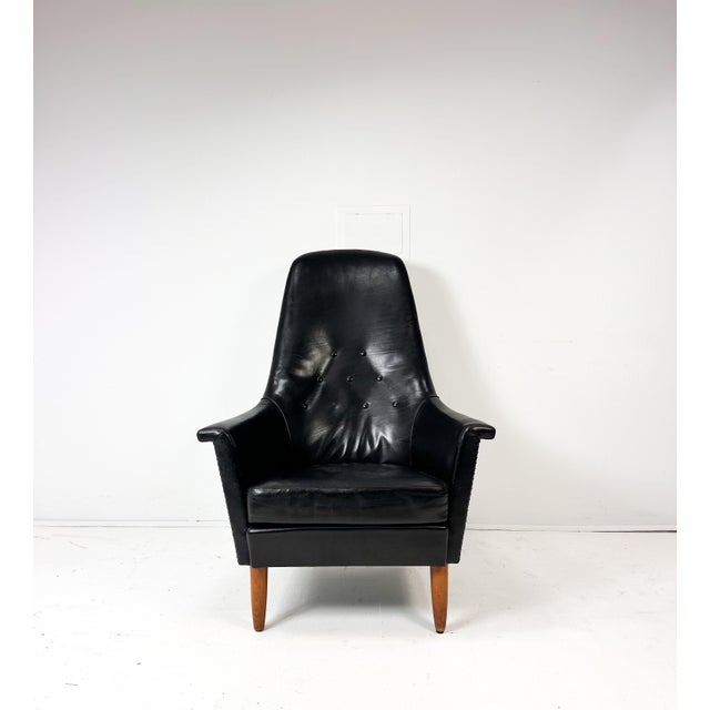 Mid-Century Scandinavian Modern Black Leather High-Back Lounge Chair For Sale - Image 4 of 8