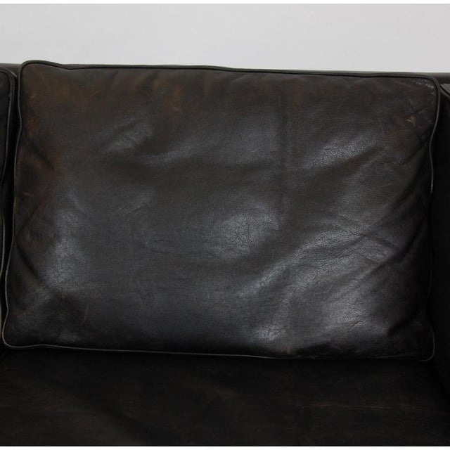 Vintage 2213 3-Seater Sofa in Patinated Black Leather by Børge Mogensen for Fredericia For Sale - Image 6 of 18