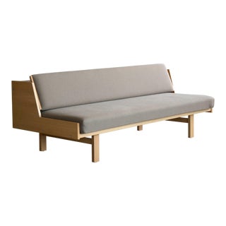 Hans Wegner for GETAMA Model 258 Oak Sofa or Daybed For Sale