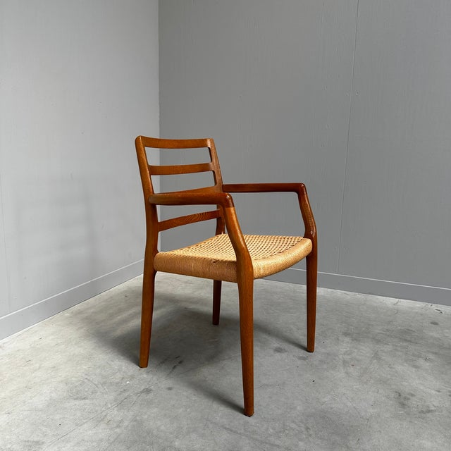 Mid-Century Modern Danish Model 68 Dining Chair in Oak and Paper Cord by Niels Otto Møller. for J.L. Møllers, 1980s For Sale - Image 3 of 9